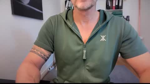 hanky online show from 10/14/25, 11:00