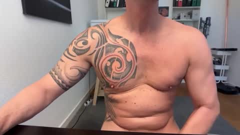 hanky online show from 11/13/25, 08:35