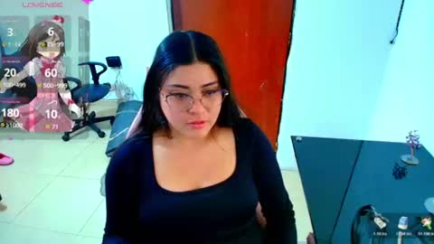 Snapshot of hanna__11_ chatting on 07/15/26, 09:42 Hanna online show from 07/15/26, 09:42