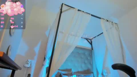 hanna  online show from 09/28/25, 03:12