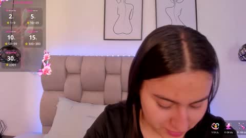 hanna__evans_ online show from 03/03/26, 12:00