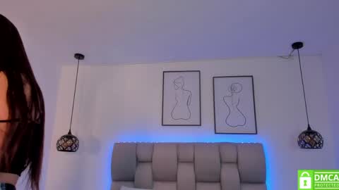 hanna__evans_ online show from 05/30/26, 12:13