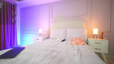 Snapshot of hanna__w chatting on 11/02/25, 03:09 hanna online show from 11/02/25, 03:09