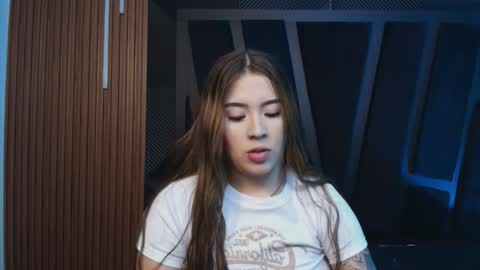 HANNA BECKER online show from 02/17/26, 11:18