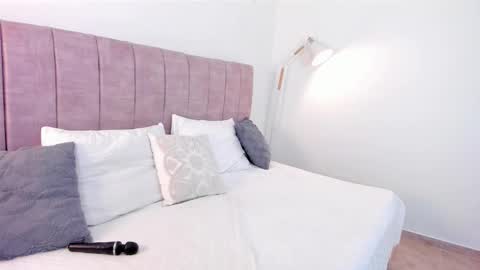 hanna_bunny15 online show from 03/26/26, 09:31