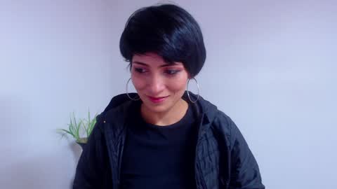 Sara online show from 12/23/24, 10:55