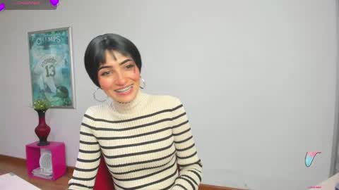 Snapshot of hanna_chloe chatting on 04/30/26, 07:20 Sara online show from 04/30/26, 07:20