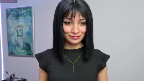 Snapshot of hanna_chloe chatting on 06/07/26, 03:16 Sara online show from 06/07/26, 03:16