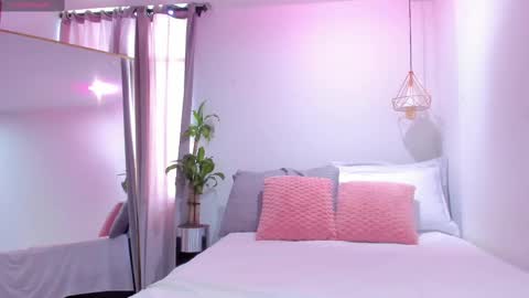 Hanna online show from 03/04/25, 01:06