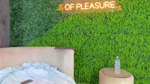 Hanna online show from 02/13/26, 11:39