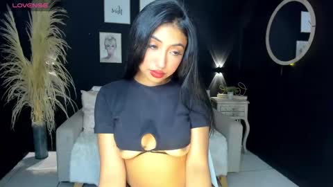 Snapshot of hanna_fost chatting on 12/02/24, 03:58 im Hanna online show from 12/02/24, 03:58