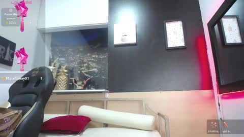 hanna_lamber online show from 03/08/25, 05:38