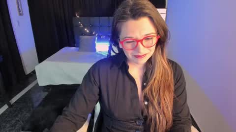 hanna_ma online show from 10/08/25, 02:36