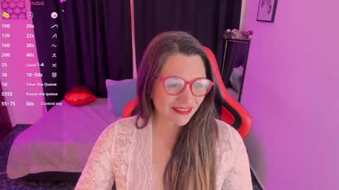 hanna_ma online show from 05/13/26, 01:30