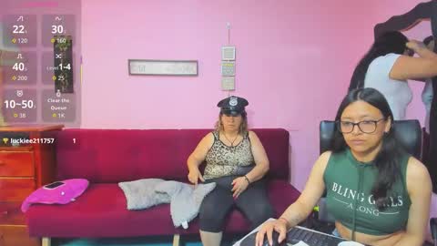 Hanna online show from 10/28/25, 01:14