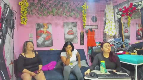 Hanna online show from 05/09/26, 01:27