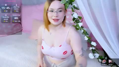 Snapshot of hanna_mel chatting on 05/19/26, 10:21 Hanna online show from 05/19/26, 10:21