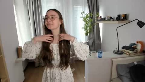 Nicole online show from 03/23/26, 08:40