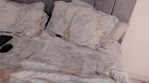 HANNA online show from 02/17/25, 09:08