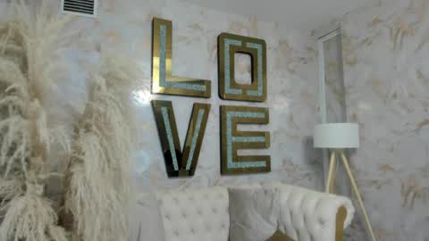 EVA online show from 04/19/26, 02:22