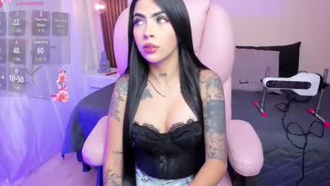 Hanna  online show from 03/26/26, 08:47