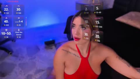 Hanna  online show from 11/17/25, 08:03