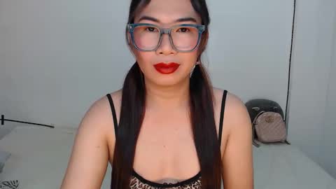 Hannah online show from 09/09/25, 02:22