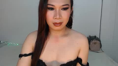 Hannah online show from 09/10/25, 02:11