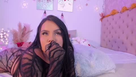 Hanna Brunn  online show from 12/17/24, 10:11