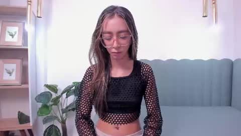 Snapshot of hannacarttier_ chatting on 07/10/26, 12:19 Hanna Carttier online show from 07/10/26, 12:19