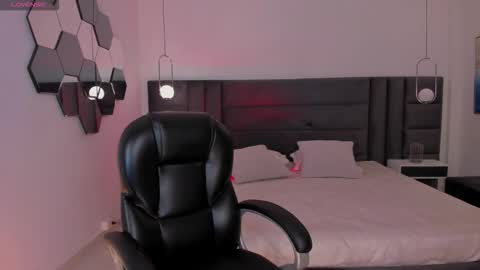  Hanna Connor  online show from 01/13/26, 09:20