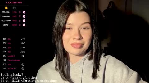 Snapshot of hannah_allin chatting on 11/19/25, 05:46 Hannah Allin online show from 11/19/25, 05:46