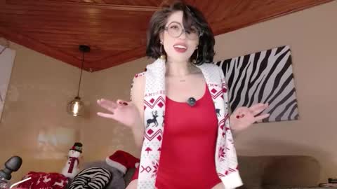 Hannah  online show from 12/20/25, 01:45