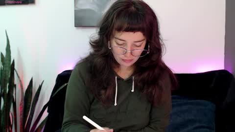 Snapshot of hannah_hexx chatting on 06/02/26, 04:03 HannahHexx online show from 06/02/26, 04:03