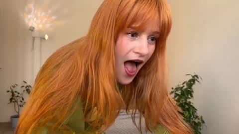 hannah levis  online show from 04/23/26, 09:41