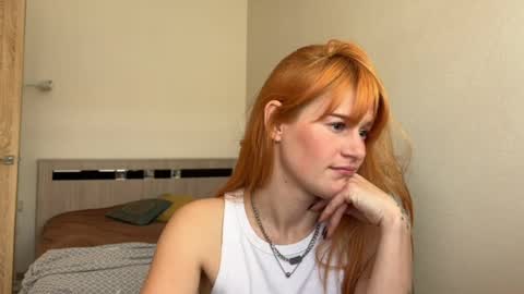 hannah levis  online show from 04/27/26, 08:01