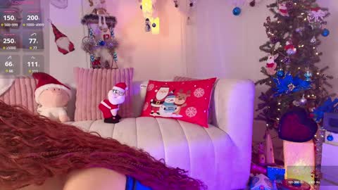 Snapshot of hannah_lovee chatting on 12/12/24, 04:04 hannah_lovee online show from 12/12/24, 04:04