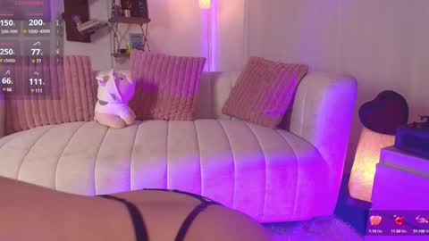 Snapshot of hannah_lovee chatting on 01/16/25, 06:46 hannah_lovee online show from 01/16/25, 06:46