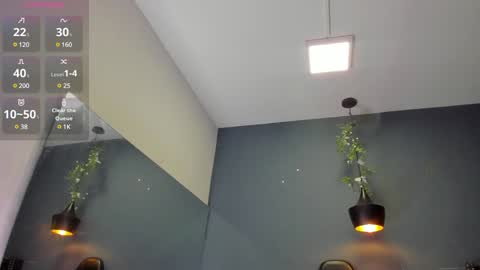 Snapshot of hannah_miller__ chatting on 01/04/25, 11:33 HANNAH MILLER online show from 01/04/25, 11:33