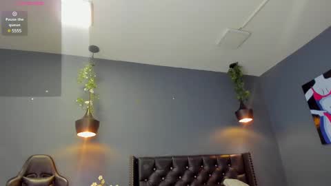 Snapshot of hannah_miller__ chatting on 01/21/25, 11:24 HANNAH MILLER online show from 01/21/25, 11:24