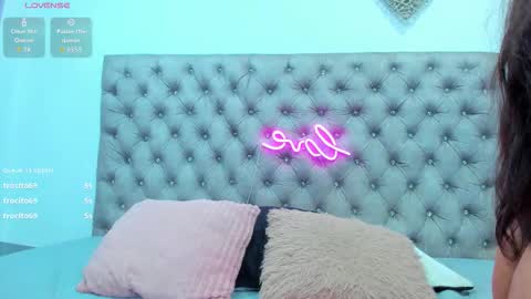 Snapshot of hannah_miller__ chatting on 10/02/25, 05:53 HANNAH MILLER online show from 10/02/25, 05:53
