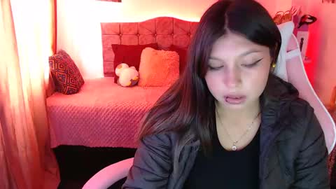 hannah_swet online show from 02/18/25, 05:42