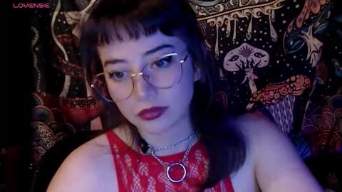 Hannah online show from 11/07/25, 11:49