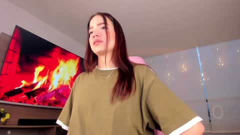 Hannah online show from 12/30/24, 10:55