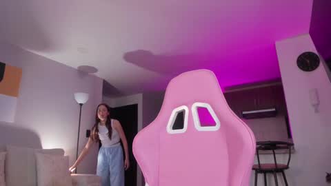 Hannah online show from 02/10/25, 10:51