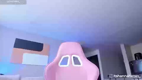 Hannah online show from 09/12/25, 09:15