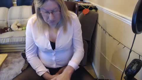 hannahcd57 online show from 03/22/26, 02:04