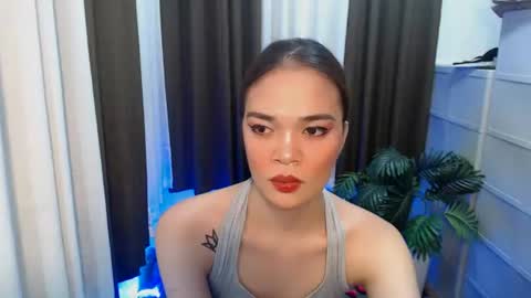 HANNAH online show from 06/12/26, 08:57