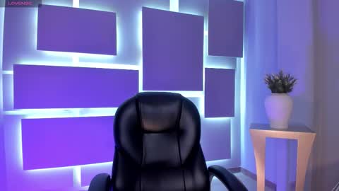 HANNAH J online show from 09/24/25, 07:06