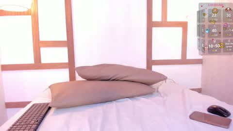 hannahmonttgomery  Help me reach 100 Hands up online show from 10/26/25, 04:35